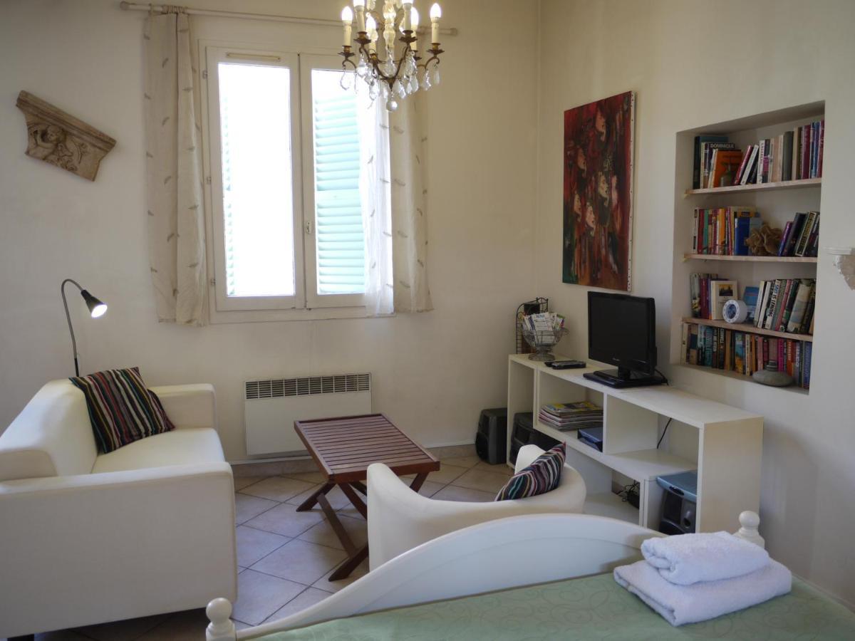 Studio 6 - A Quiet And Spacious Studio Flat In The Old Town Ніцца Екстер'єр фото